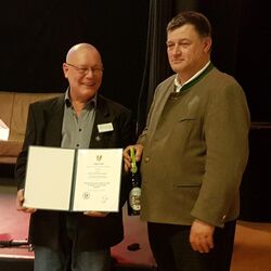 Ehrung Robert Schwarzensteiner